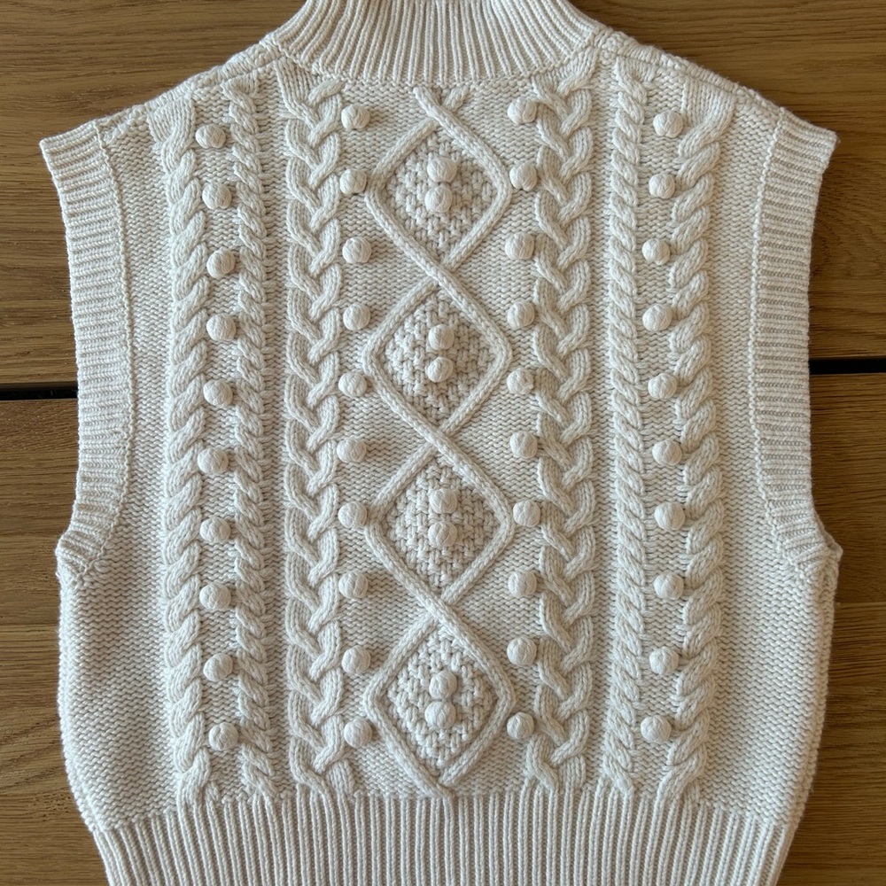 Wilfred Cable Knit Sweater Vest - Picture 3 of 8